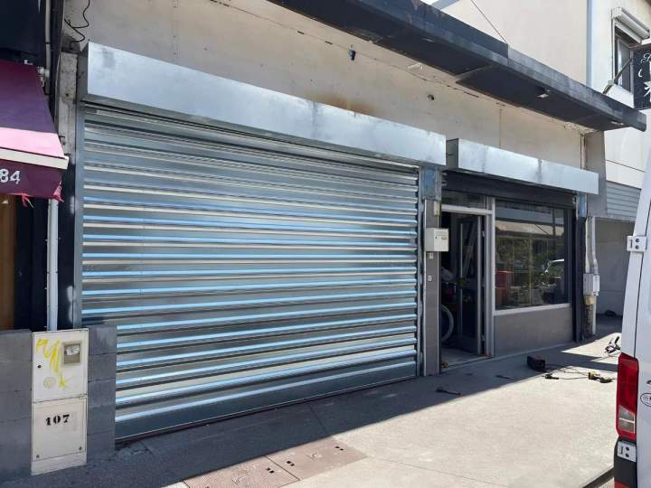Mise en place de rideaux métalliques La Réunion