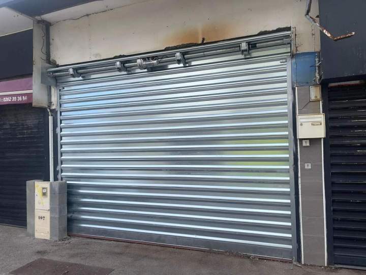 Fabrication de rideaux métalliques La Réunion